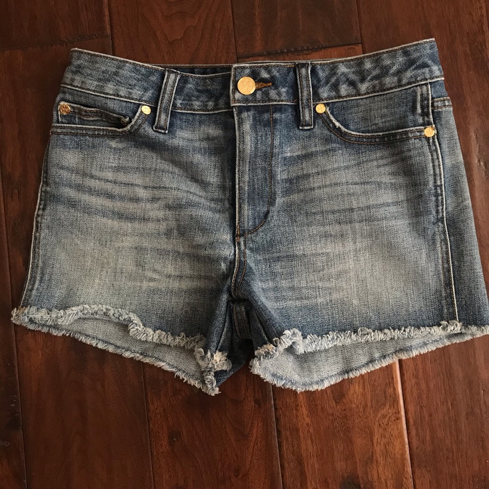 Tory Burch Shorts. Size 26